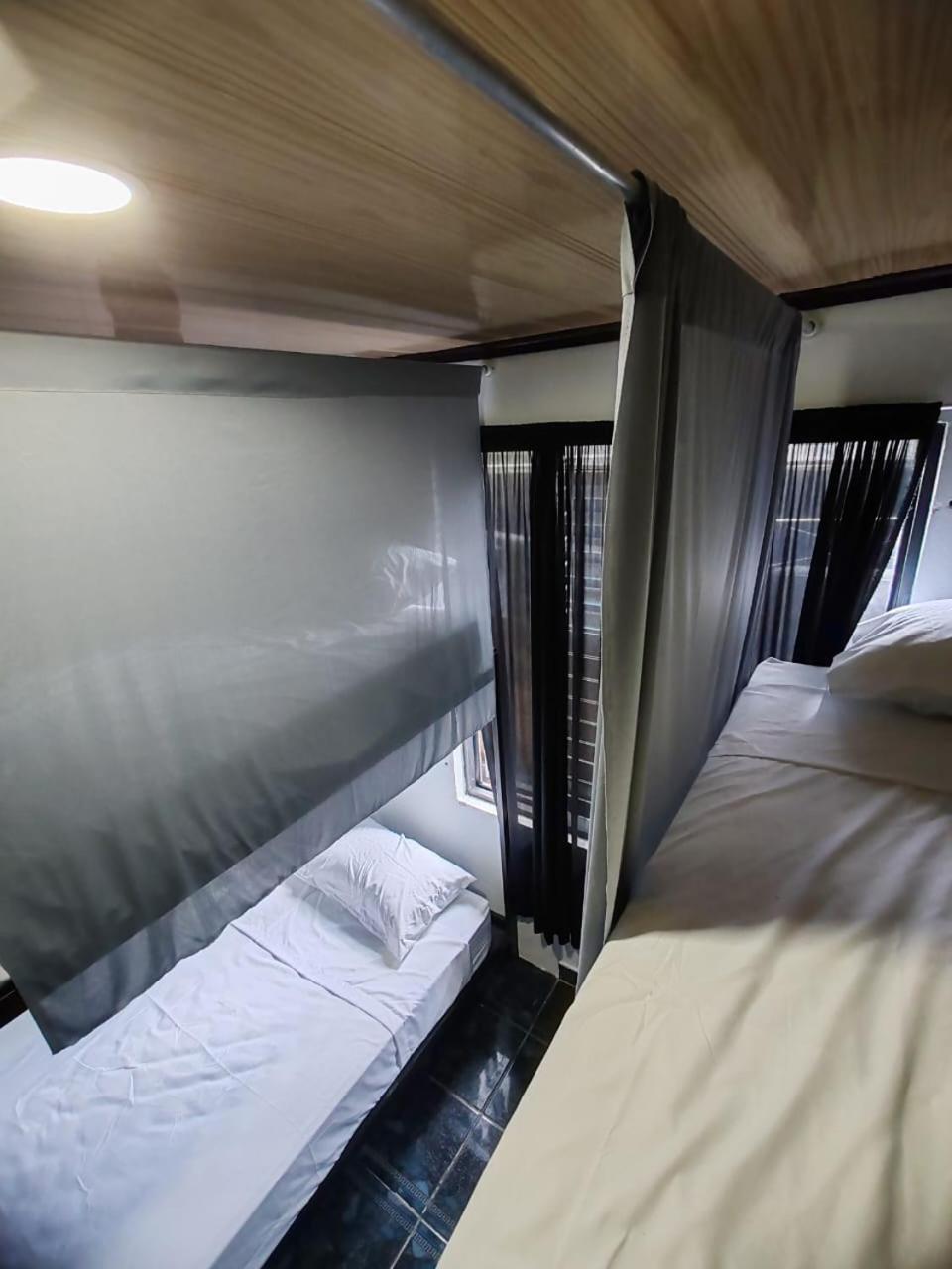 Blackout Hostel La Fortuna 외부 사진